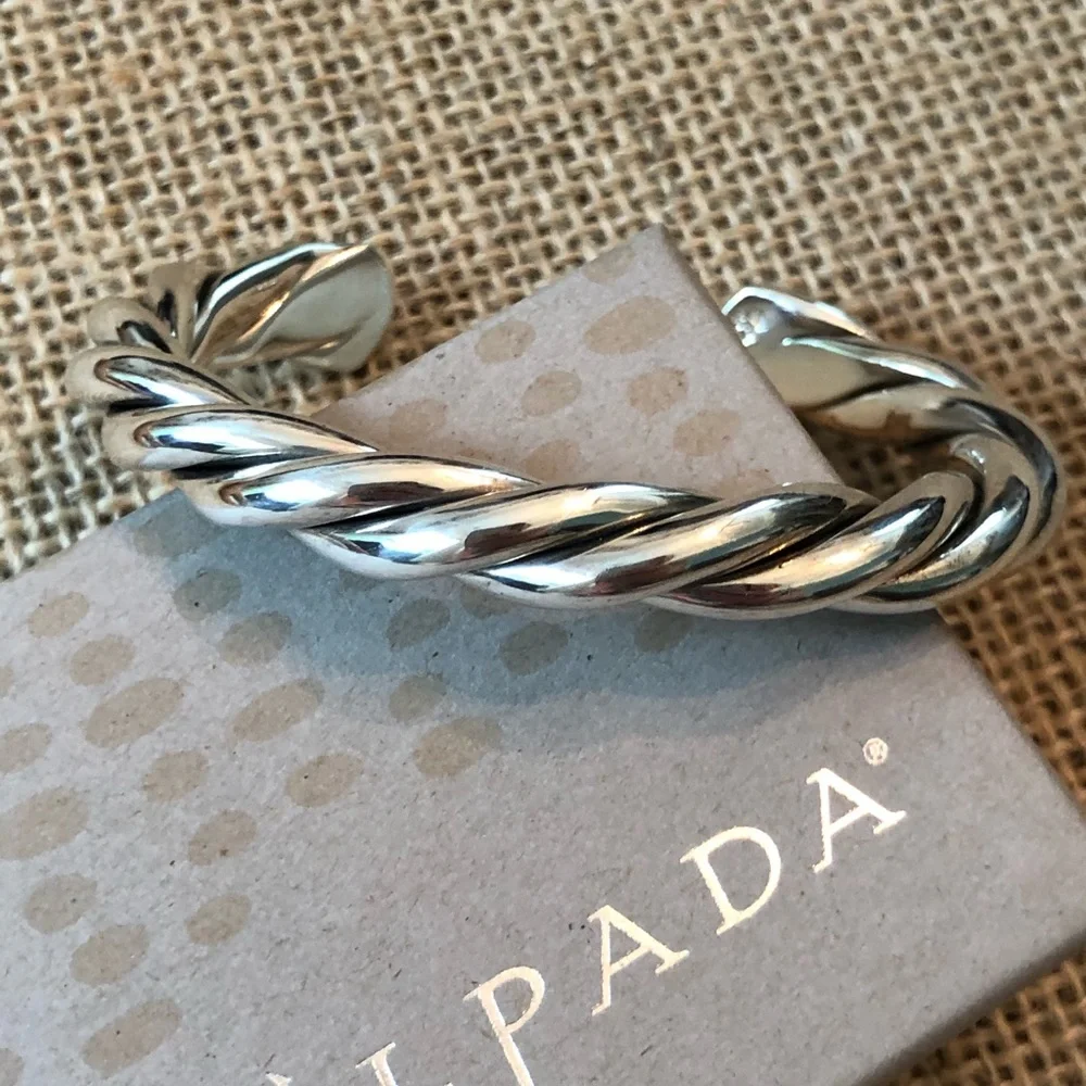Classic Silpada Sterling Silver .925 Solid Twisted Cable Cuff Bracelet - Picture 1 of 5